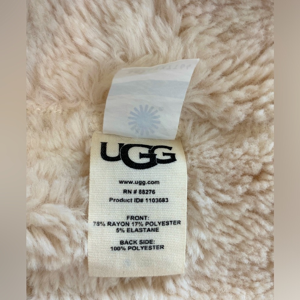 Ugg Robe - image 2